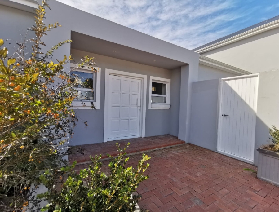3 Bedroom Property for Sale in Kraaibosch Western Cape